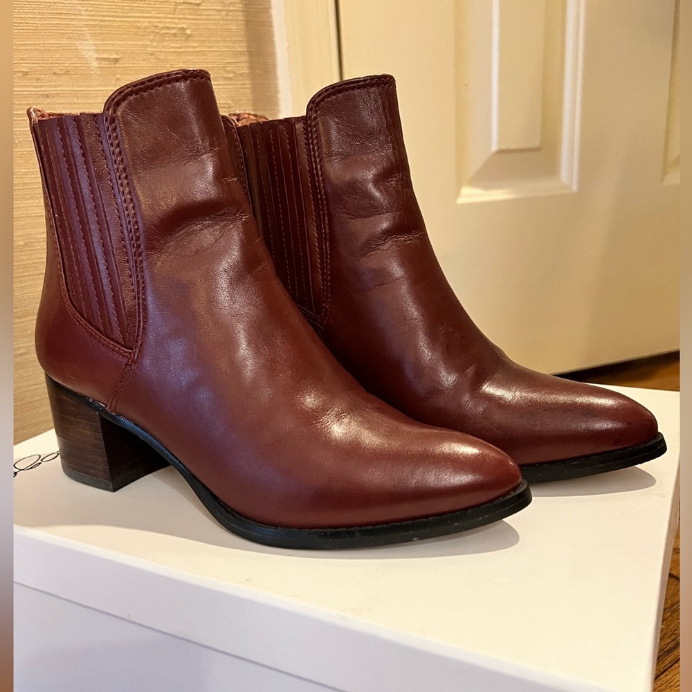 Halogen Boots, Leather, Color Burgundy, size 5.5